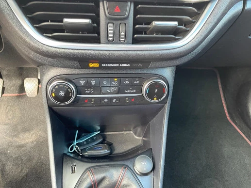 Ford Fiesta - Afbeelding 22 van 30