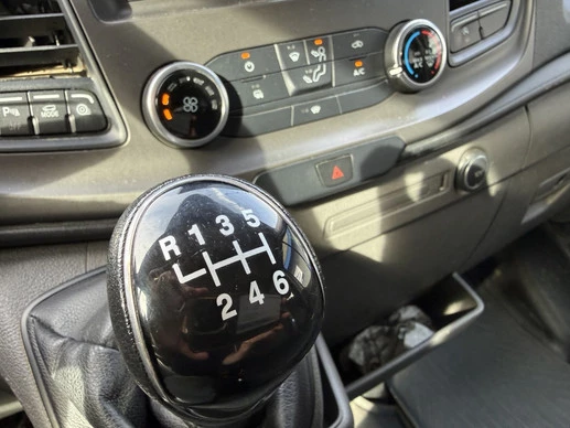 Ford Transit - Afbeelding 18 van 19