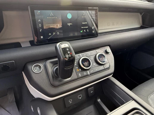 Land Rover Defender - Afbeelding 22 van 30