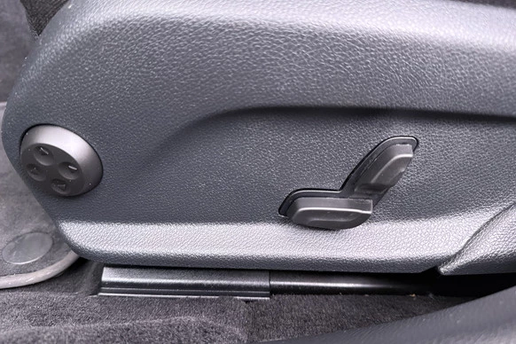 Mercedes-Benz C-Klasse - Afbeelding 17 van 30