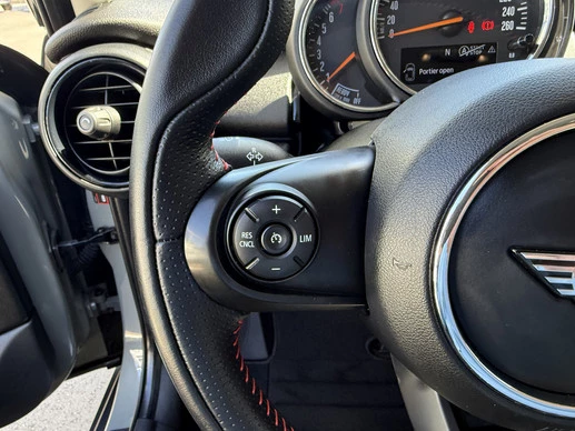 MINI Cooper - Afbeelding 7 van 28