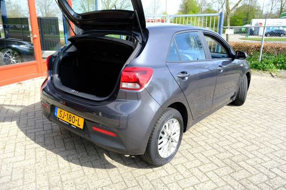 Kia Rio - Afbeelding 9 van 30