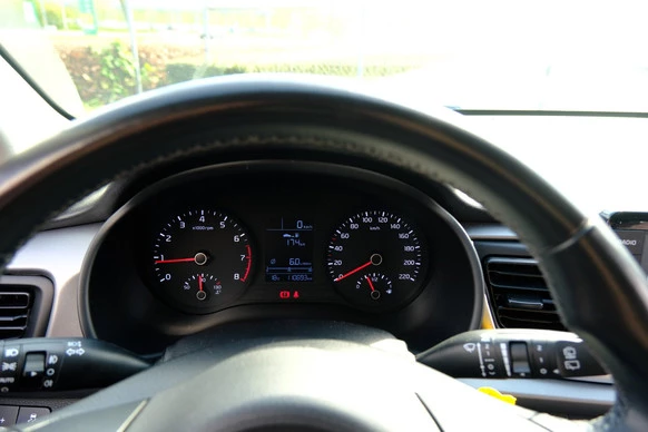 Kia Rio - Afbeelding 12 van 30