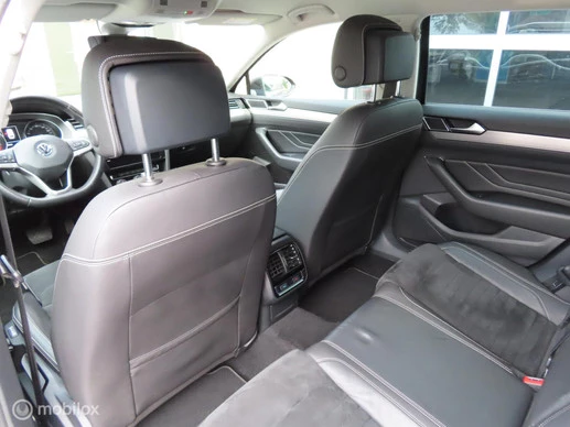 Volkswagen Passat - Afbeelding 8 van 30
