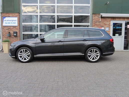 Volkswagen Passat - Afbeelding 11 van 30