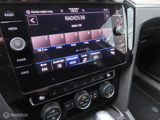 Volkswagen Passat - Afbeelding 24 van 30