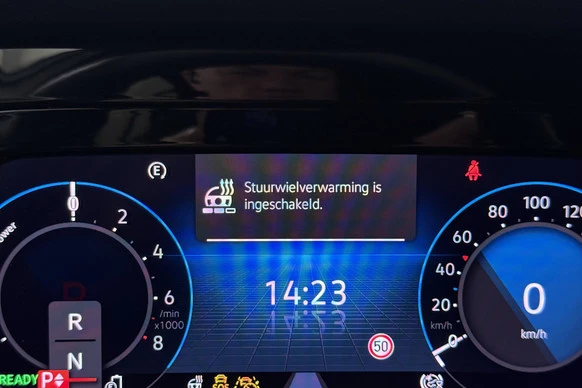 Volkswagen Golf - Afbeelding 22 van 30