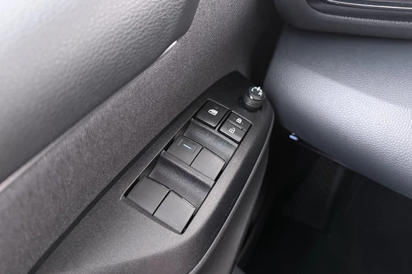 Mazda 2 Hybrid - Afbeelding 15 van 27