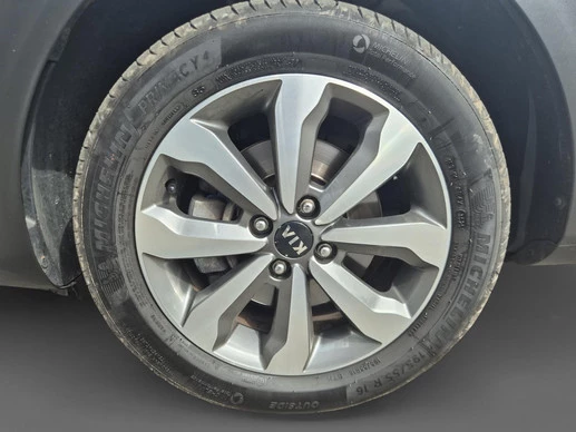 Kia Stonic - Afbeelding 9 van 22