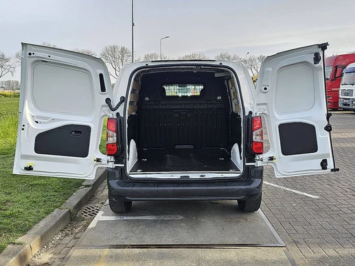 Peugeot Partner - Afbeelding 12 van 15