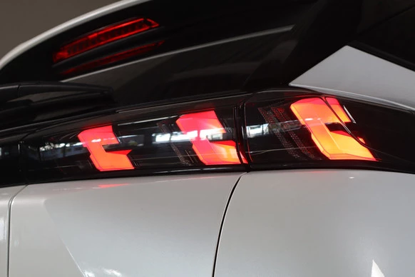 Peugeot e-2008 - Afbeelding 18 van 30