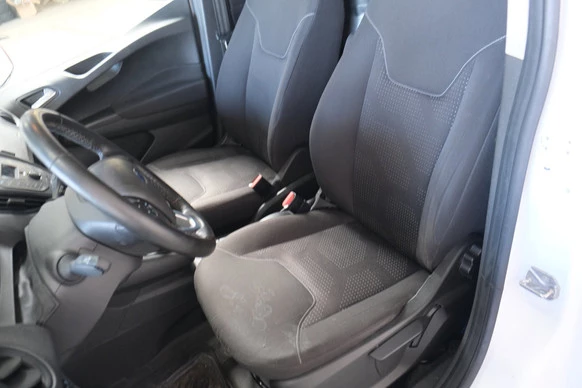 Ford Transit Courier - Afbeelding 17 van 30