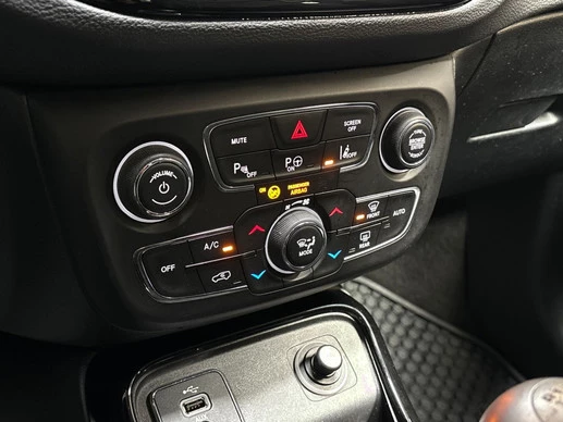 Jeep Compass - Afbeelding 9 van 30