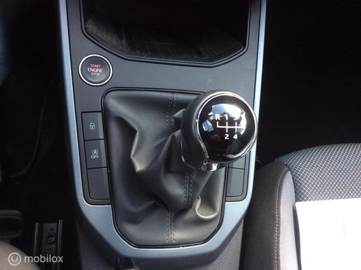 SEAT Arona - Afbeelding 28 van 30