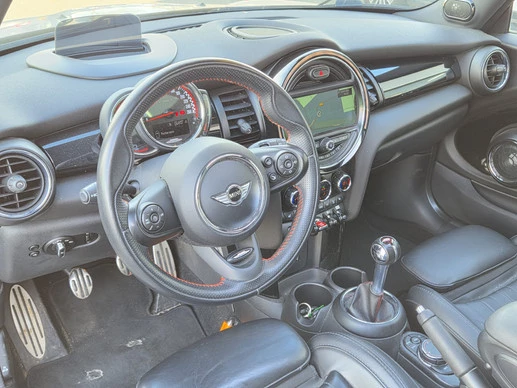 MINI Cooper - Afbeelding 3 van 30