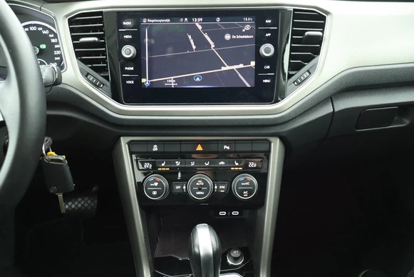 Volkswagen T-Roc - Afbeelding 14 van 30