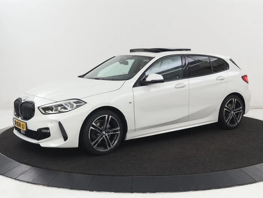 BMW 1 Serie - Afbeelding 1 van 30