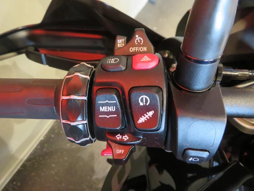 BMW S 1000 XR - Afbeelding 13 van 17