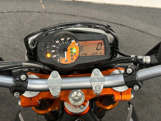 KTM 690 - Afbeelding 15 van 21