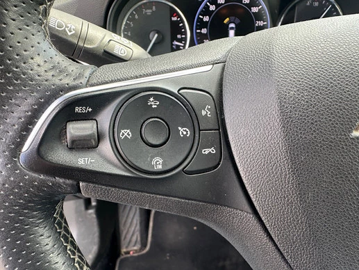 Opel Astra - Afbeelding 16 van 24