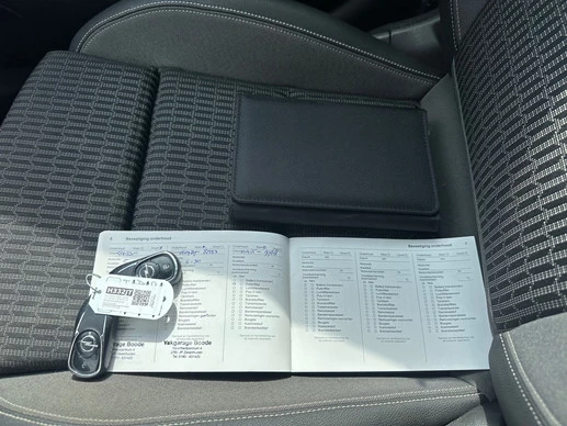 Opel Astra - Afbeelding 24 van 24