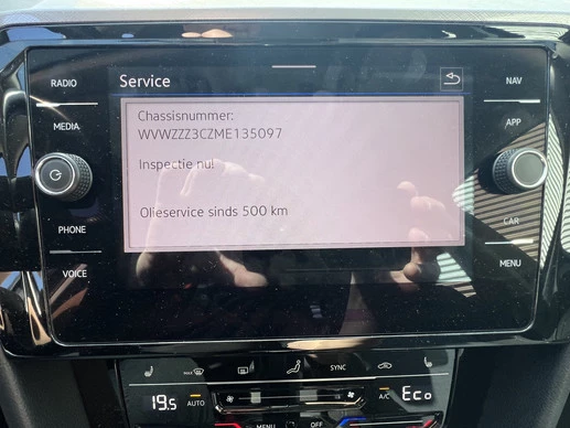 Volkswagen Passat - Afbeelding 9 van 21