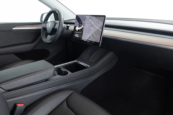 Tesla Model Y - Afbeelding 4 van 30