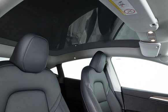 Tesla Model Y - Afbeelding 6 van 30