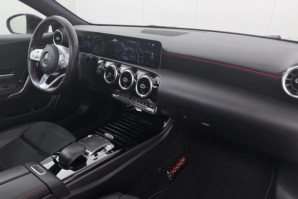 Mercedes-Benz A-Klasse - Afbeelding 16 van 30