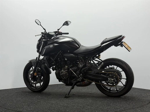 Yamaha MT 07 - Afbeelding 10 van 18