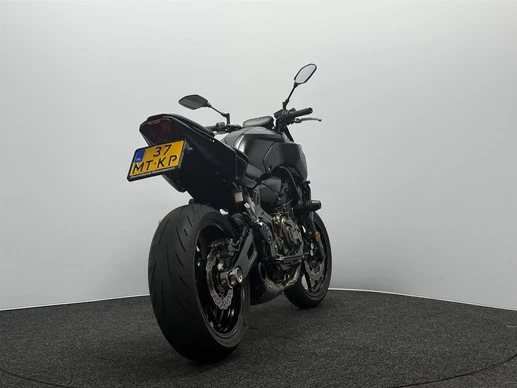 Yamaha MT 07 - Afbeelding 14 van 18