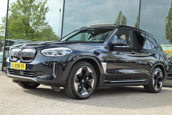 BMW iX3 - Afbeelding 1 van 30