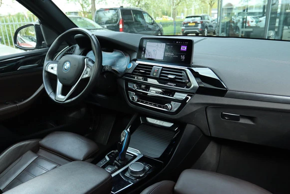 BMW iX3 - Afbeelding 10 van 30