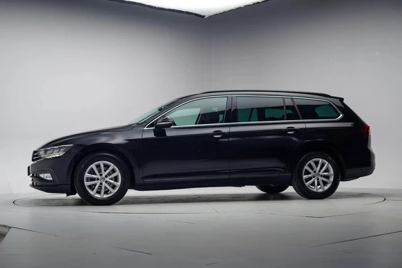 Volkswagen Passat - Afbeelding 2 van 30