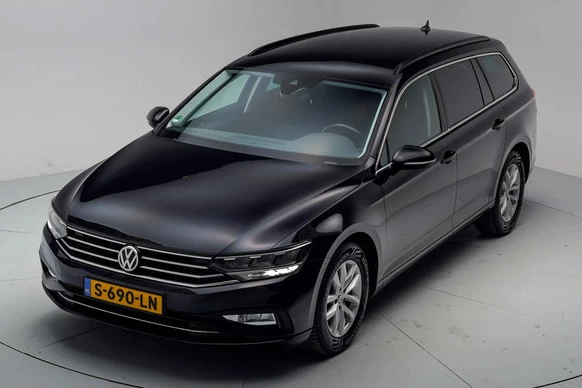 Volkswagen Passat - Afbeelding 14 van 30