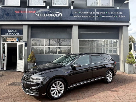 Volkswagen Passat - Afbeelding 16 van 30