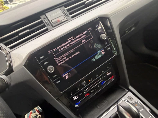 Volkswagen Passat - Afbeelding 21 van 30