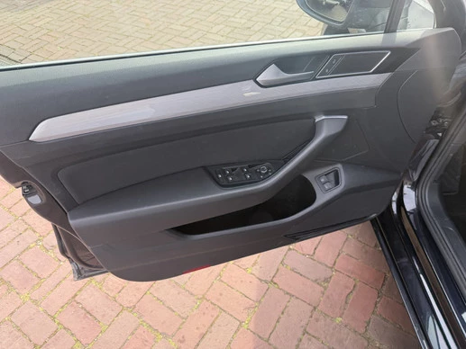 Volkswagen Passat - Afbeelding 30 van 30