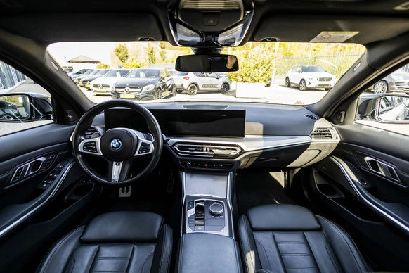 BMW 3 Serie - Afbeelding 17 van 30