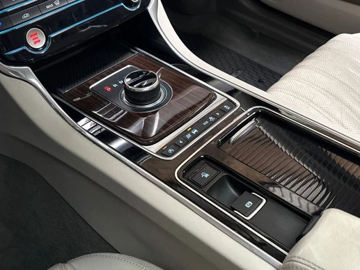 Jaguar XF - Afbeelding 11 van 28