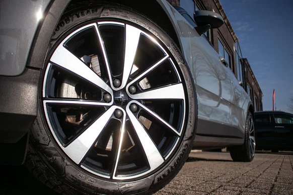 Polestar 2 - Afbeelding 15 van 30