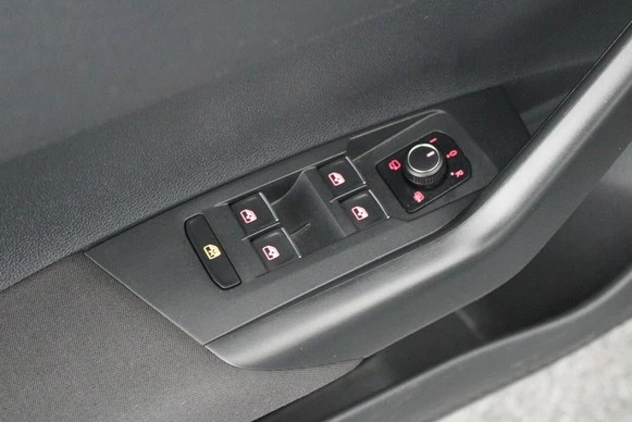 Volkswagen Polo - Afbeelding 14 van 30