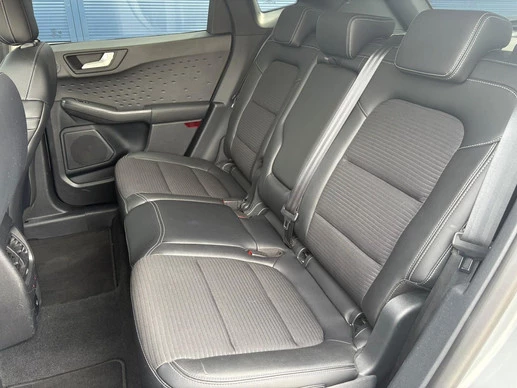 Ford Kuga - Afbeelding 10 van 30