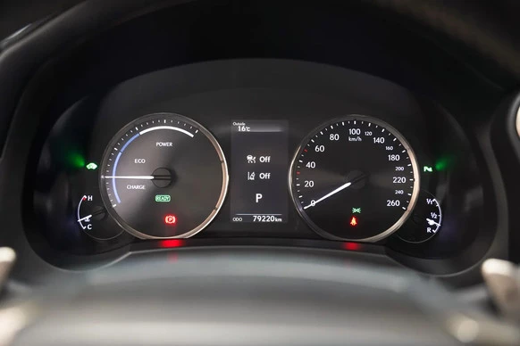 Lexus IS - Afbeelding 23 van 30