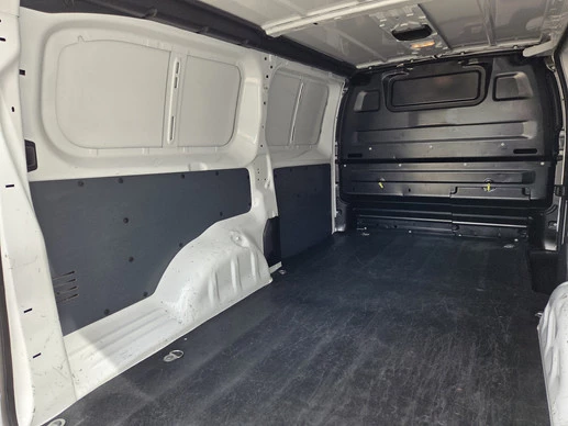 Peugeot e-Expert - Afbeelding 10 van 30