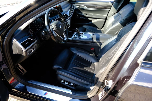 BMW 7 Serie - Afbeelding 2 van 30