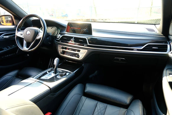 BMW 7 Serie - Afbeelding 5 van 30
