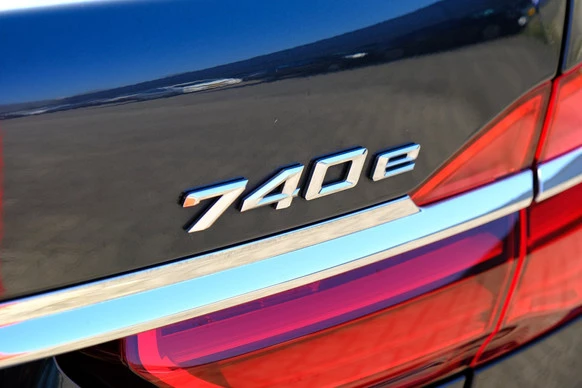 BMW 7 Serie - Afbeelding 9 van 30