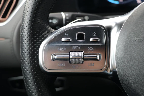 Mercedes-Benz EQC - Afbeelding 25 van 30