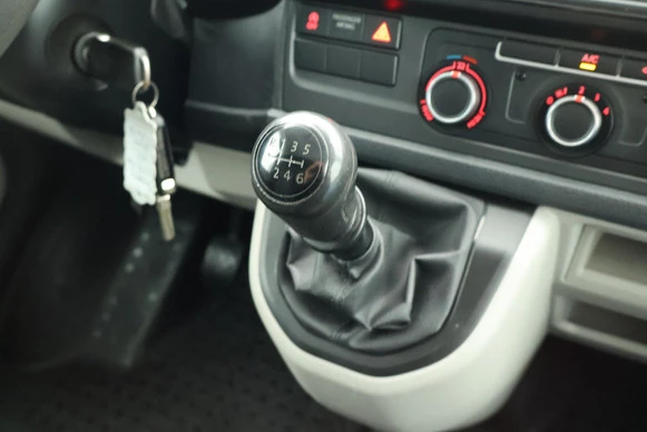 Volkswagen Transporter - Afbeelding 21 van 27